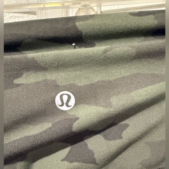 Lululemon leggings GUC size small - Picture 4 of 4